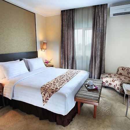 Swiss-Belinn Pangkalan Bun Pangkalanbuun Exterior foto
