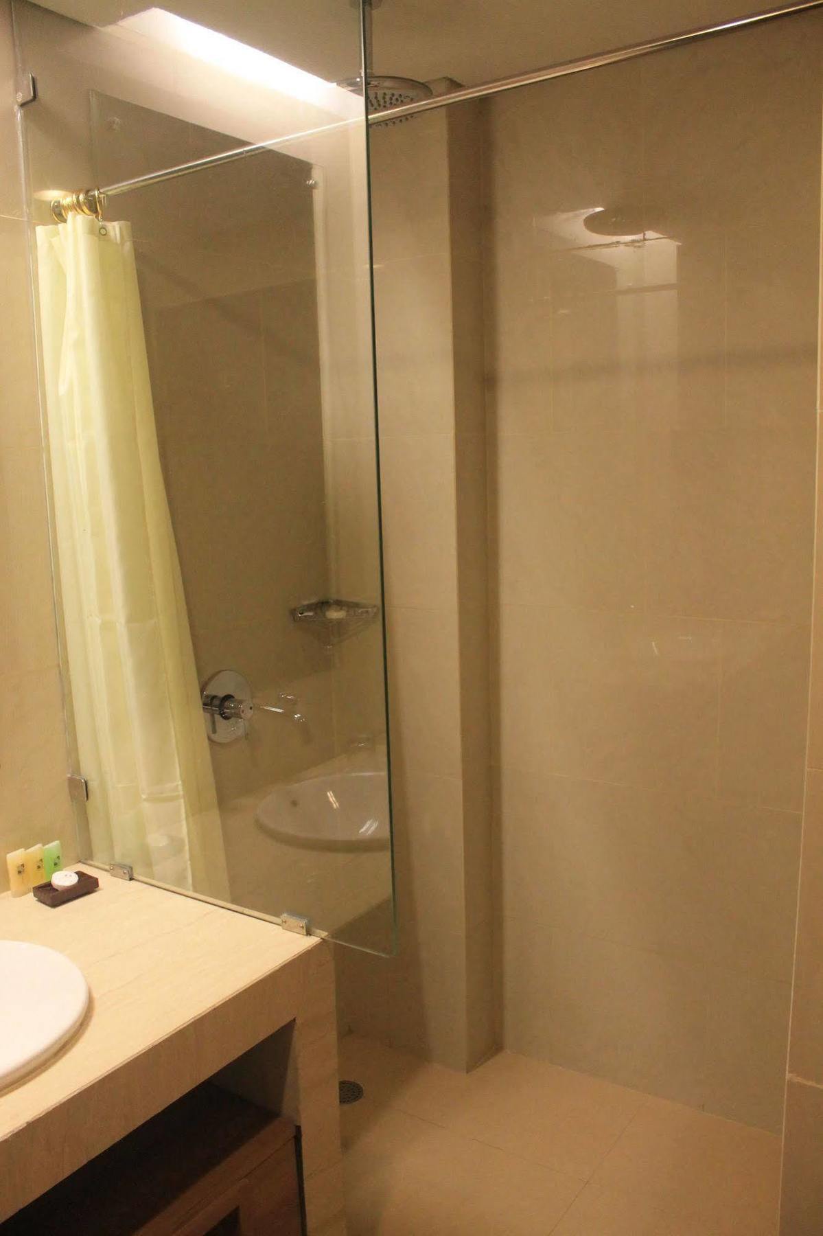 Swiss-Belinn Pangkalan Bun Pangkalanbuun Exterior foto