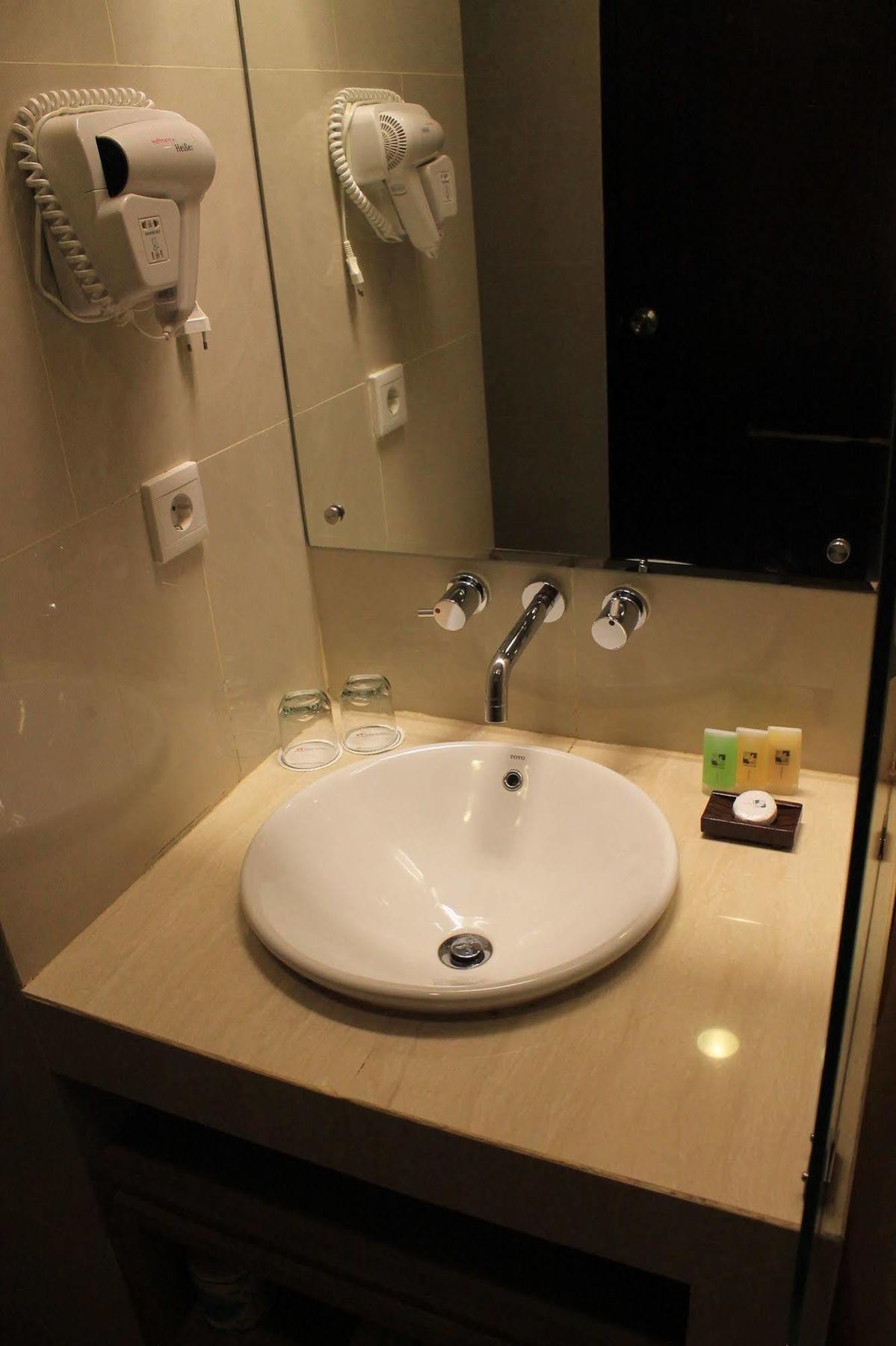 Swiss-Belinn Pangkalan Bun Pangkalanbuun Exterior foto