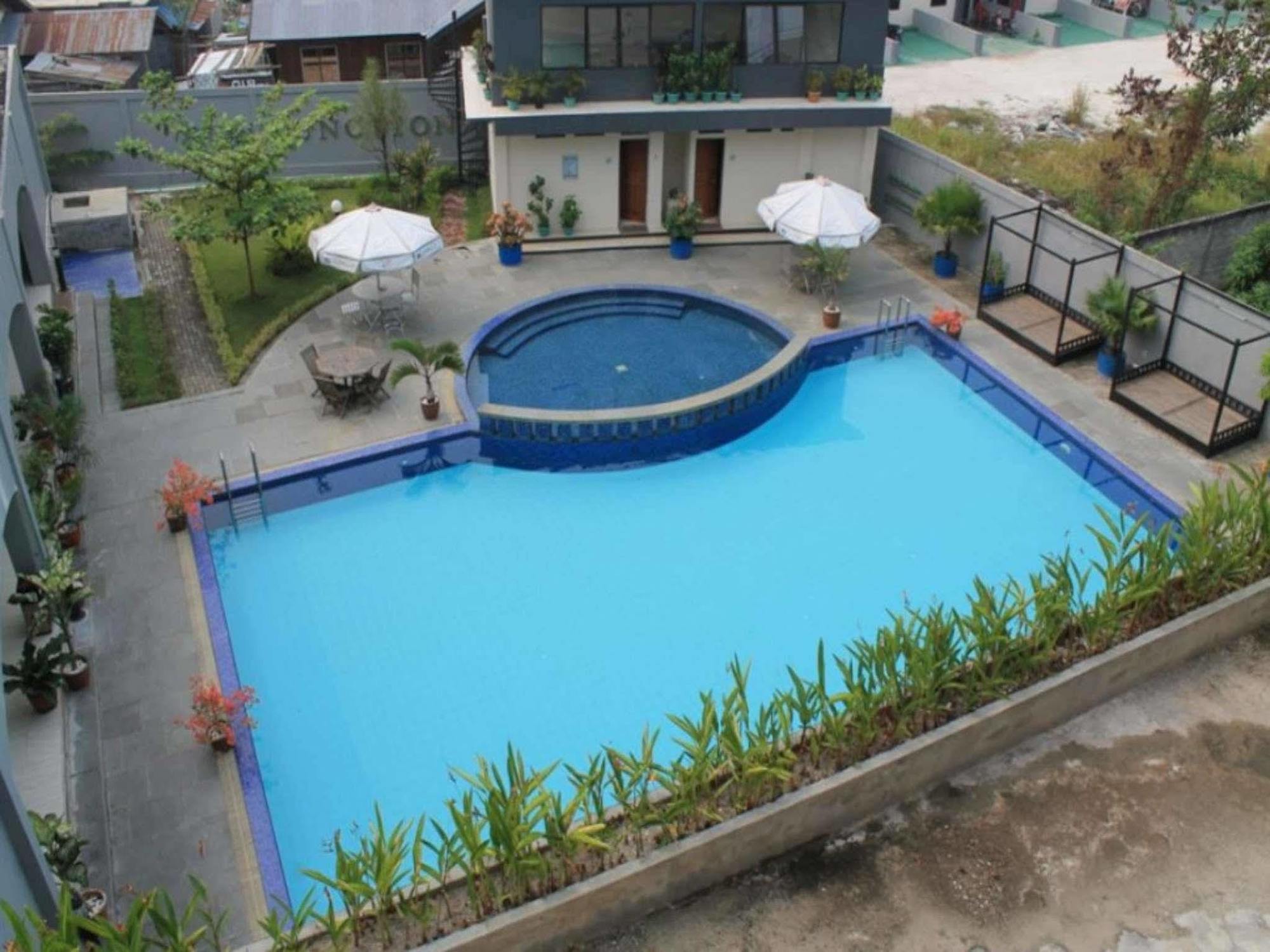 Swiss-Belinn Pangkalan Bun Pangkalanbuun Exterior foto